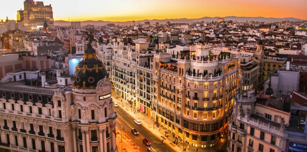 florian-wehde-WBGjg0DsO_g-unsplash